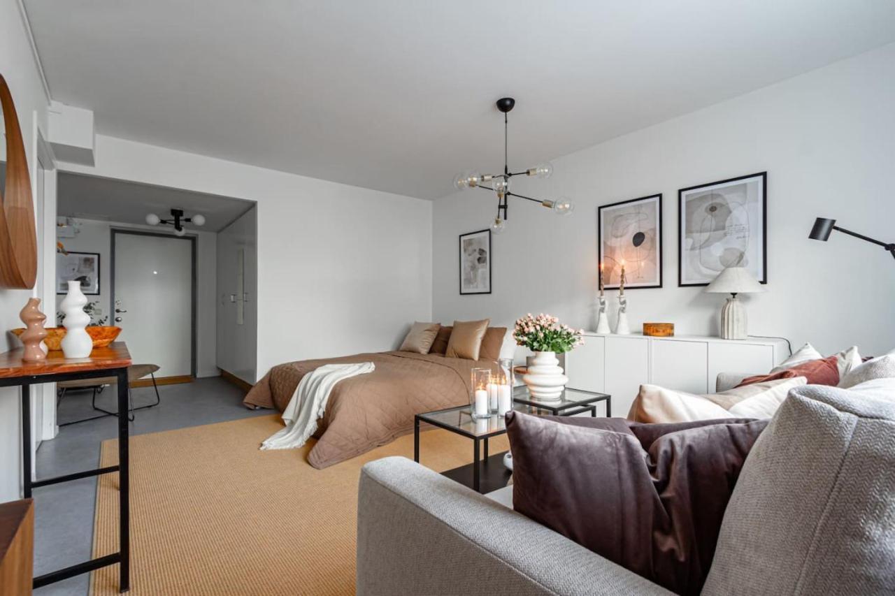 Budget Studio In Hip Sofo - Construction Work Stockholm Luaran gambar