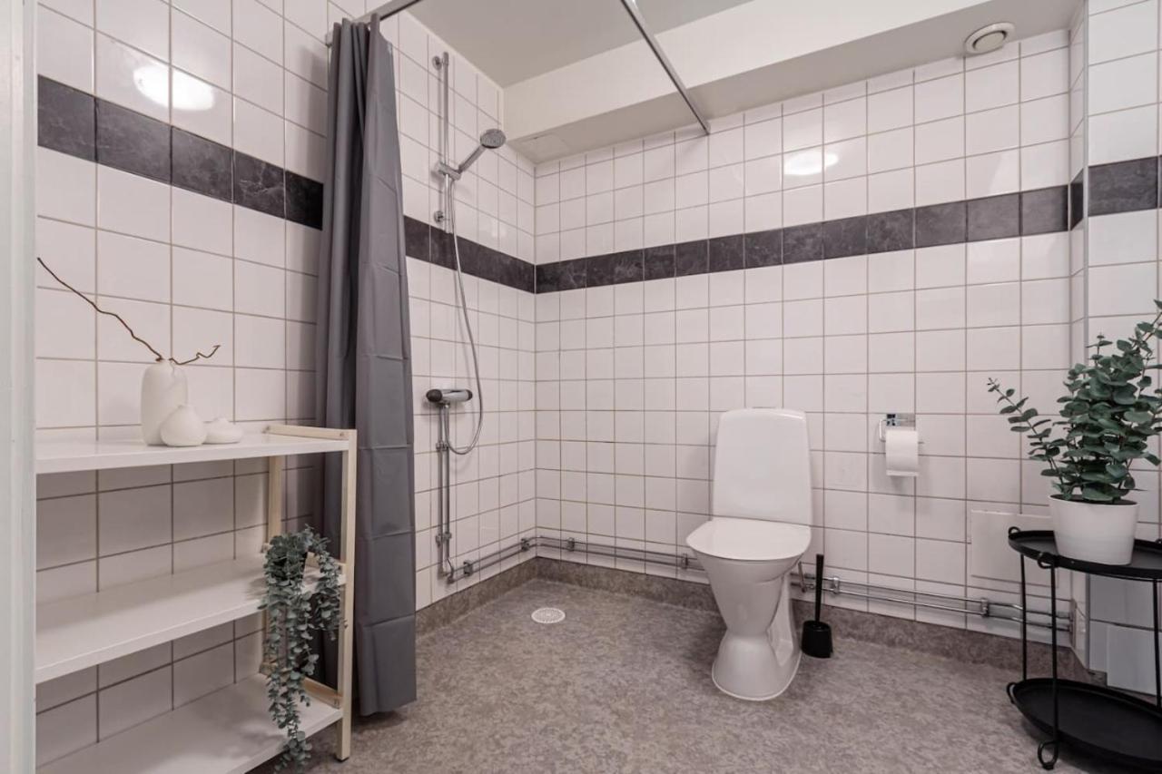 Budget Studio In Hip Sofo - Construction Work Stockholm Luaran gambar